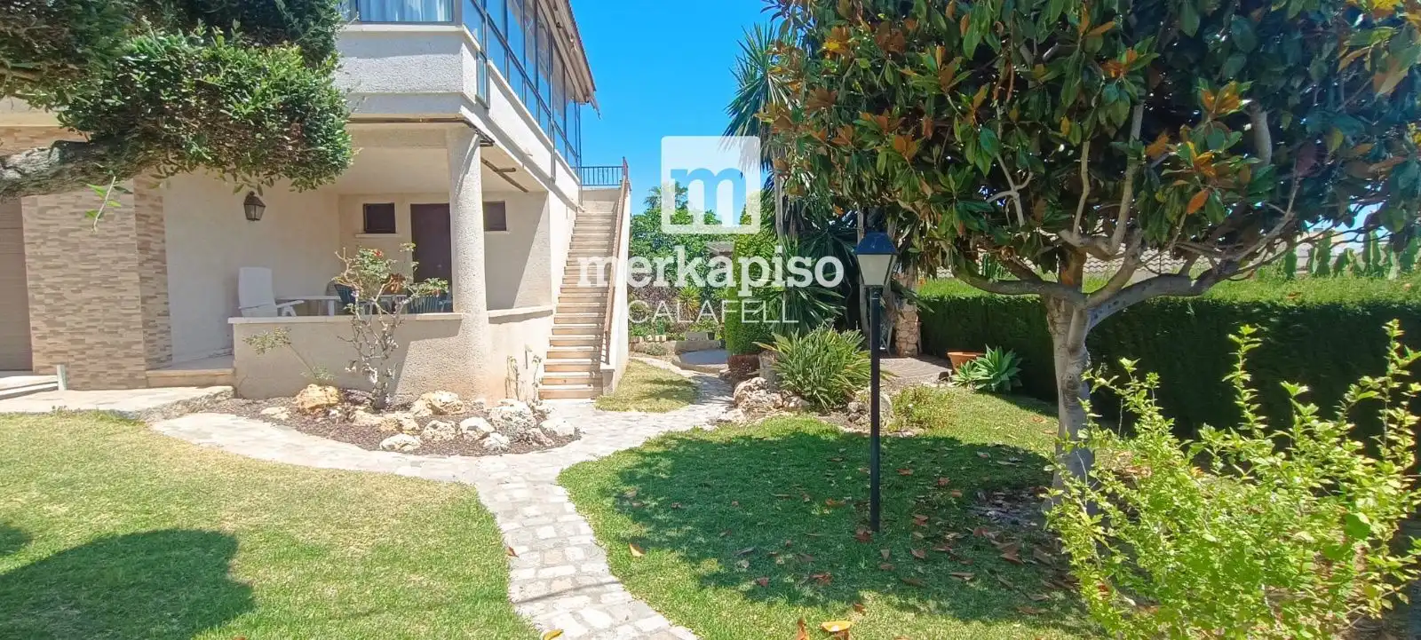 Vista exterior de Casa o xalet en venda en Calafell amb Aire condicionat, Calefacció i Terrassa