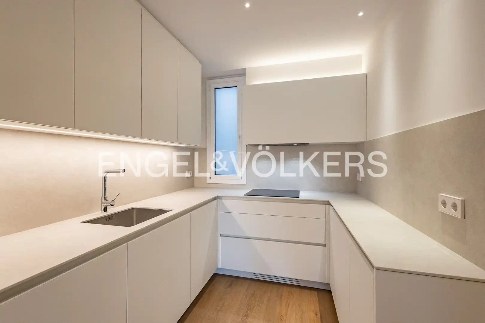 Cocina de Piso en venta en Barcelona con Aire acondicionado, Calefacción y Balcón