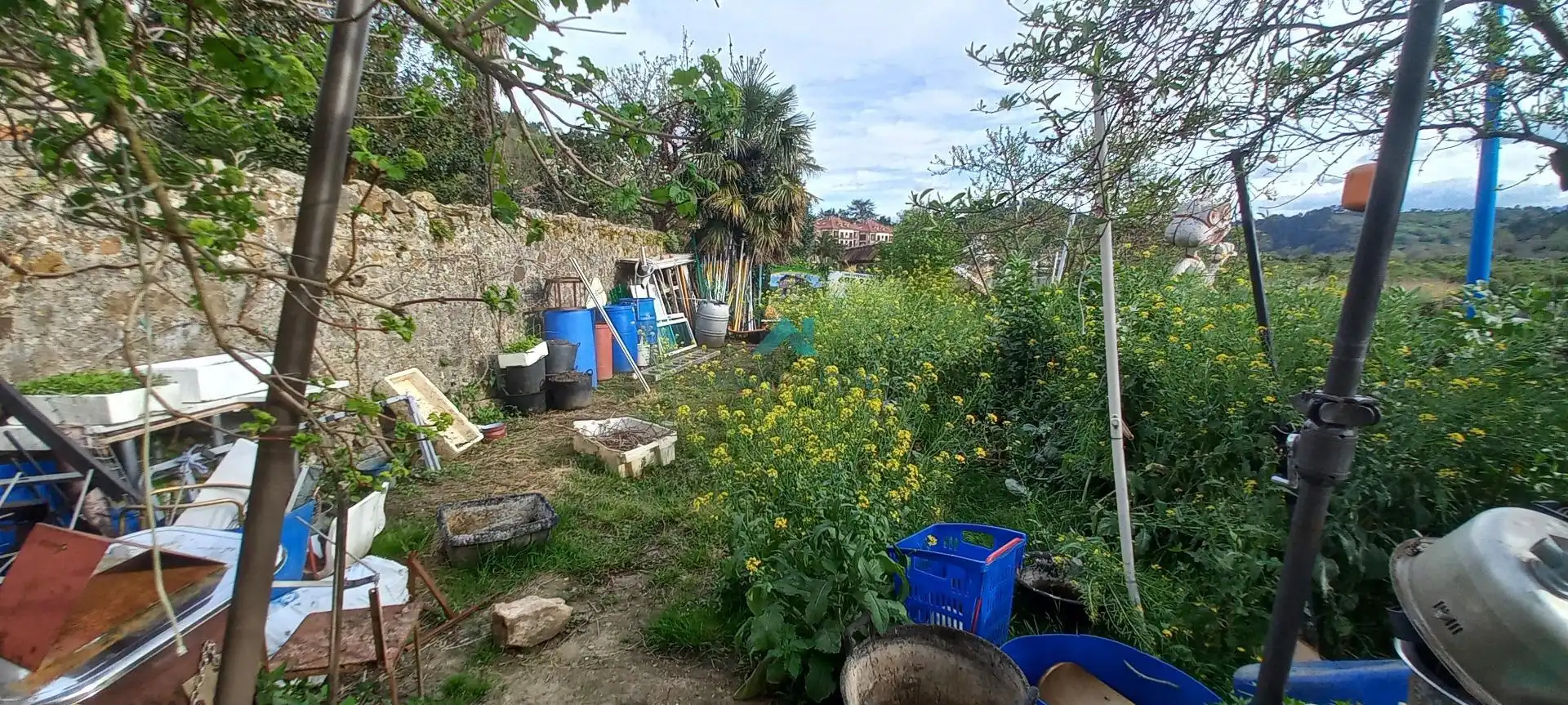 Jardí de Finca rústica en venda en Limpias amb Jardí privat