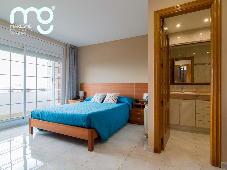 Bedroom of Single-family semi-detached for sale in Premià de Dalt  with Heating, Private garden and Terrace