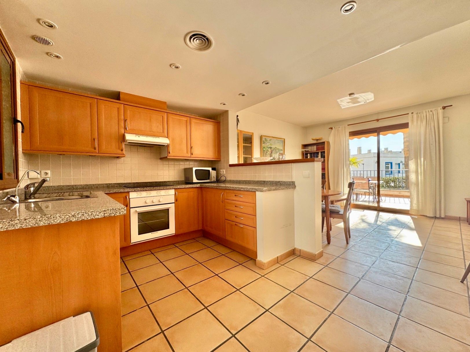 Cuina de Pis en venda en L'Alfàs del Pi amb Aire condicionat, Calefacció i Jardí privat