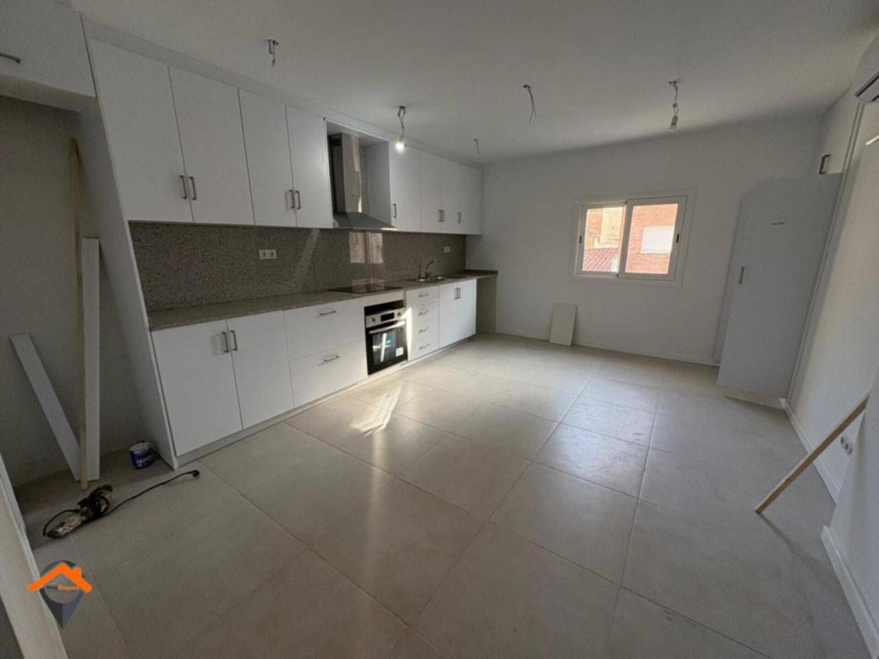 Kitchen of Flat for sale in Sabadell  with Air Conditioner, Heating and Balcony
