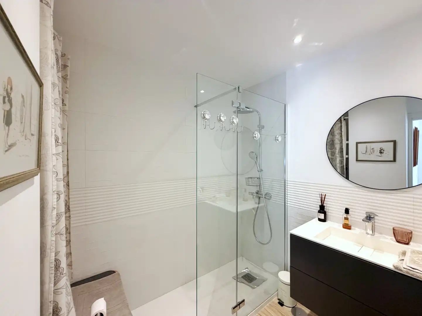 Baño de Piso de alquiler en Benahavís con Aire acondicionado, Calefacción y Terraza