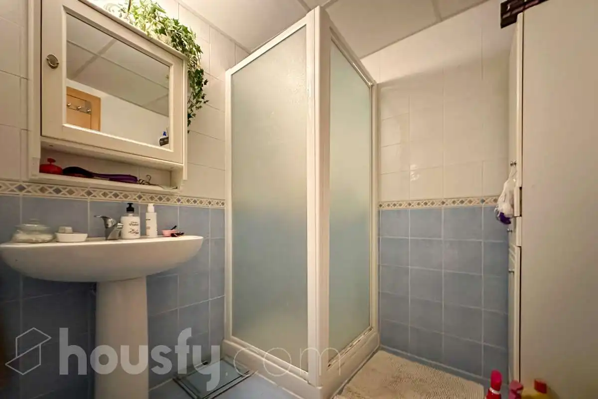 Bathroom of Houses for sale in Aranjuez  with Air Conditioner, Heating and Private garden