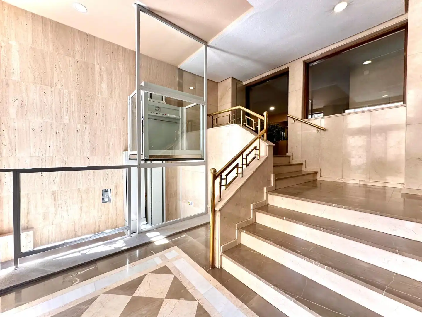 Flat with lift for sale in Calle PINTOR ZULOAGA, imagen 6