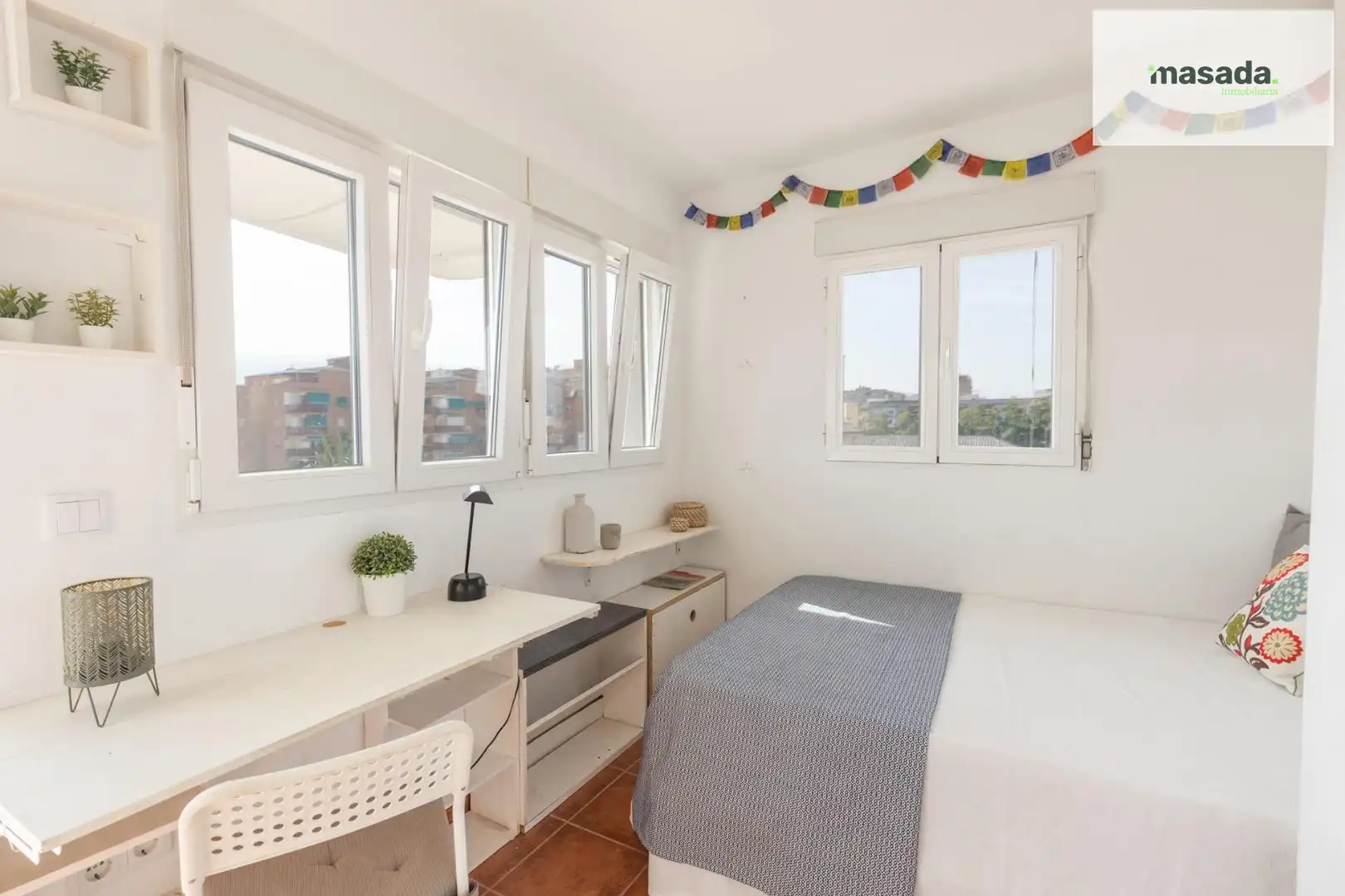 Habitación de Piso en venta en Granada con Terraza y Amueblado