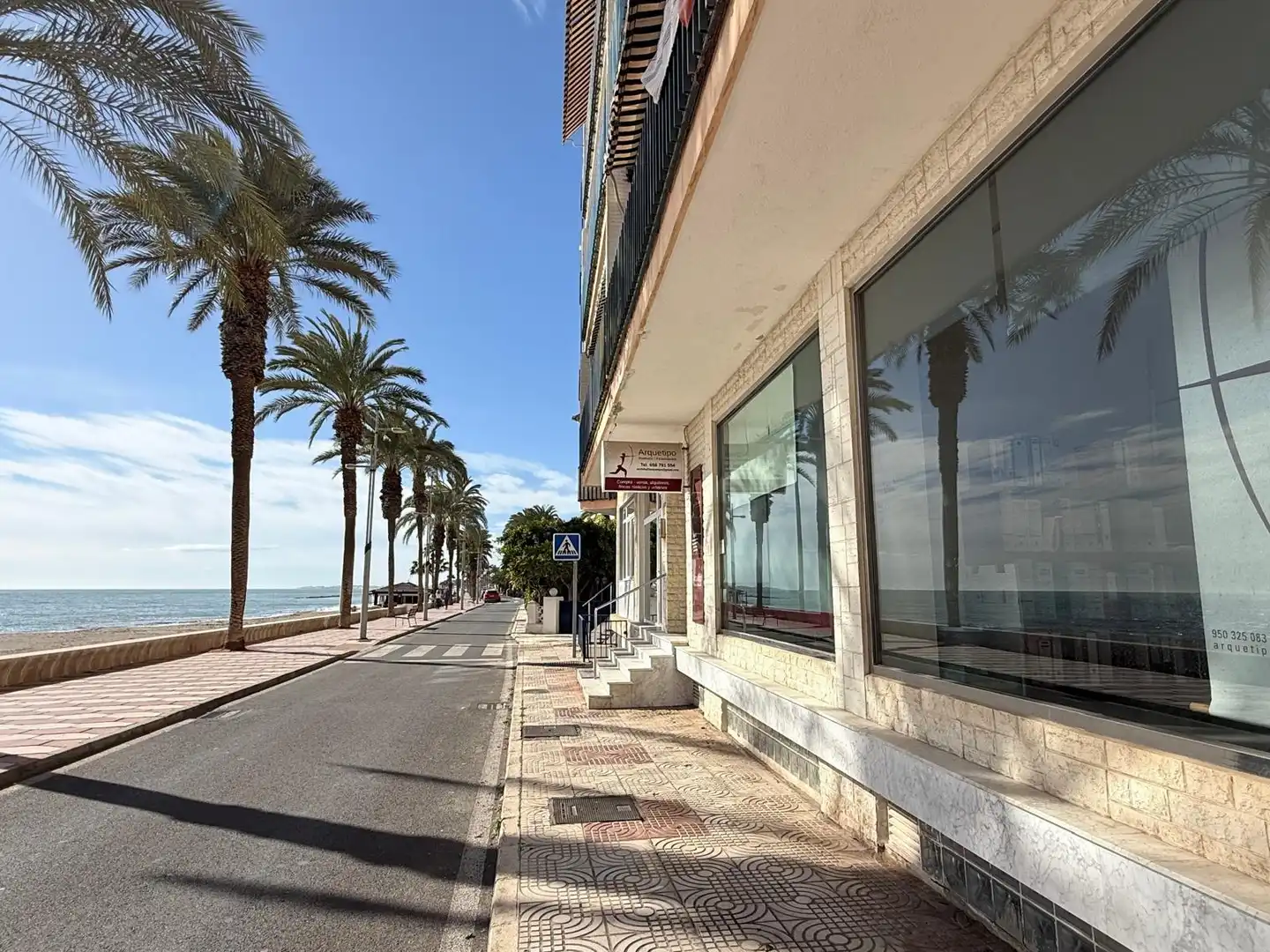 Business premises for sale in Paseo MARITIMO (AS), imagen 2