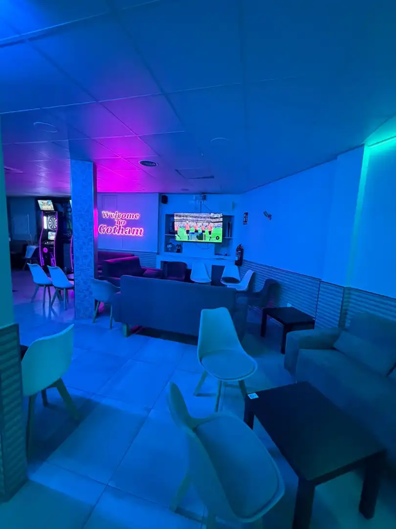 Commercial properties for rent in Coslada  with Air Conditioner