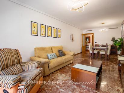 Living room of Flat to rent in Alicante / Alacant  with Air Conditioner