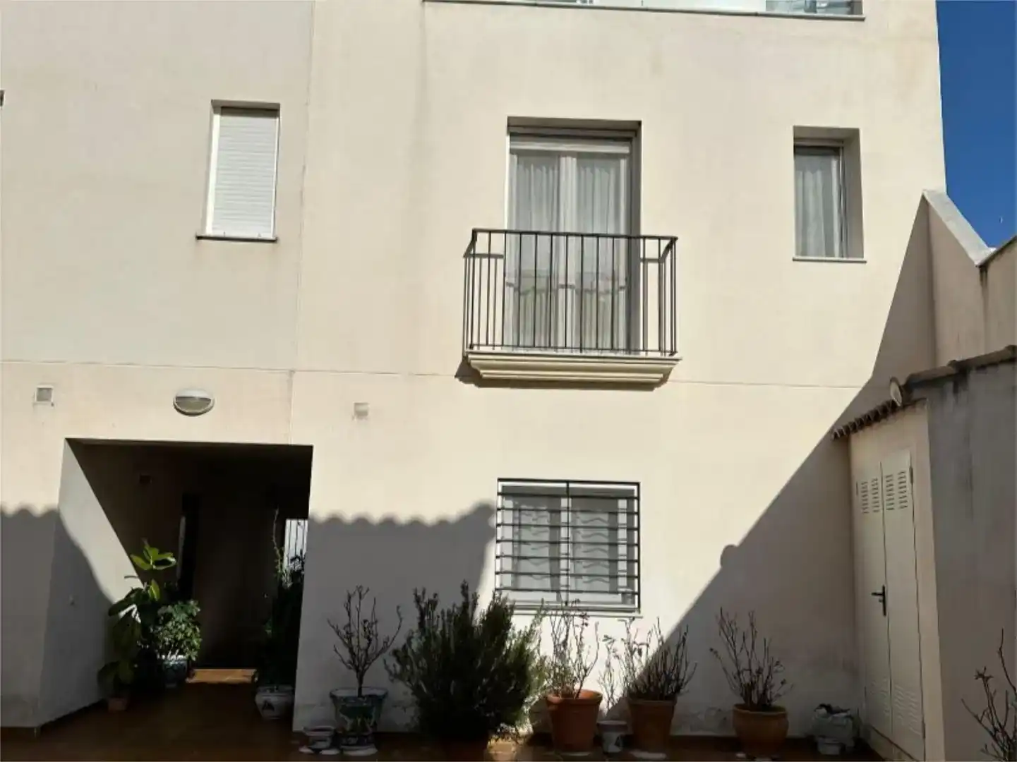 Exterior view of Flat for sale in El Carpio  with Air Conditioner and Balcony