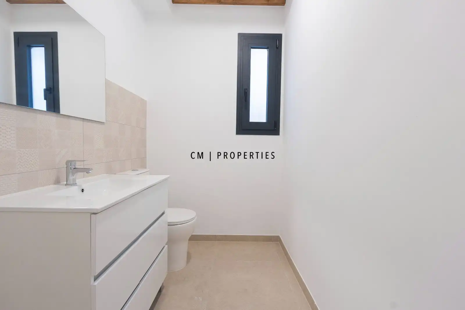 Bedroom of Flat for sale in Valencia  with Air Conditioner, Heating and Swimming Pool