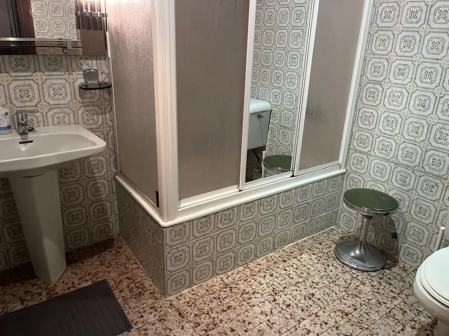 Badezimmer von Wohnung zum Verkauf in Bilbao  mit Heizung, Terrasse und Balkon