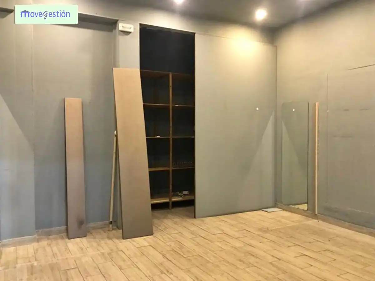 Local comercial en venda a Centro, imagen 2