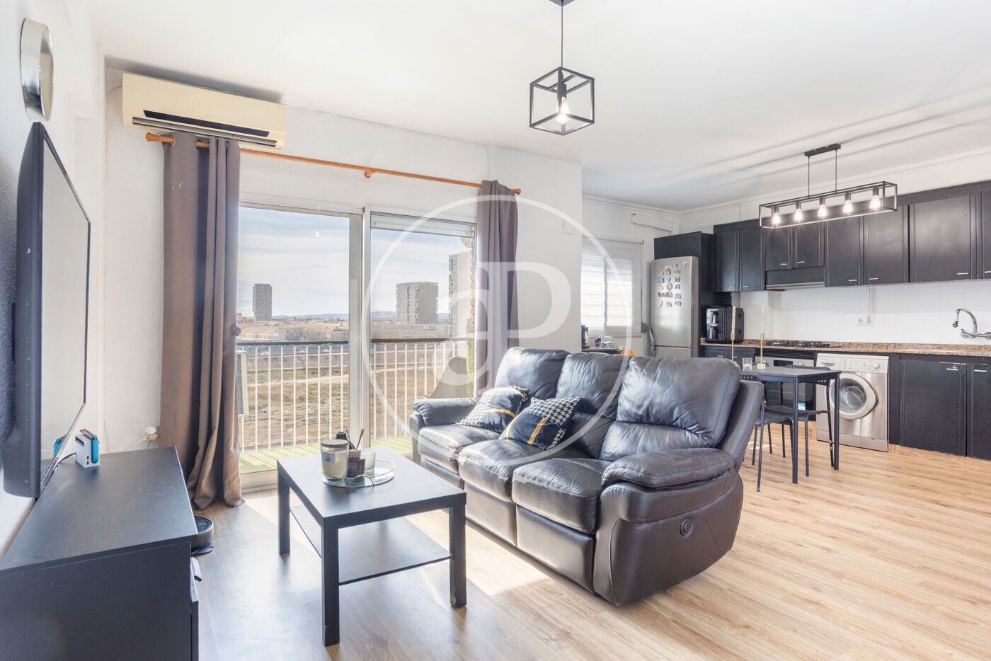 Exterior view of Flat for sale in  Valencia Capital  with Air Conditioner and Heating