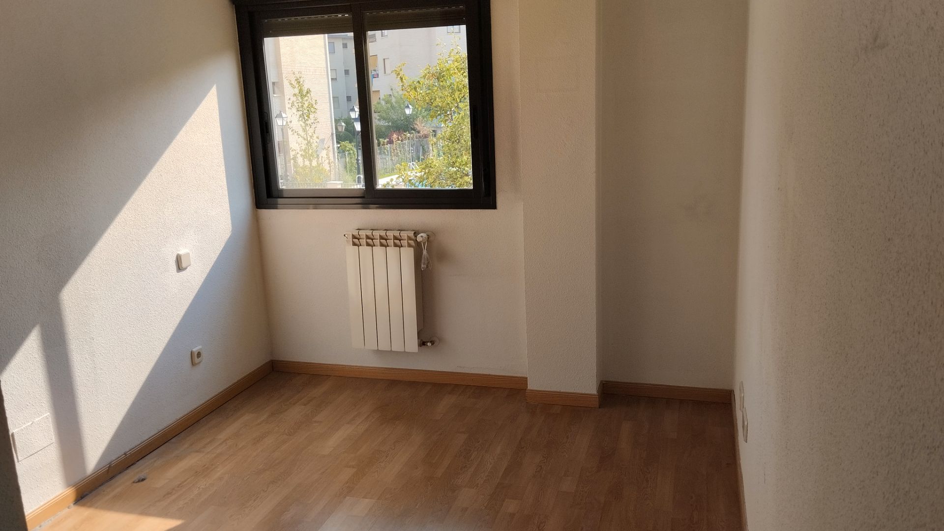 Bedroom of Flat for sale in El Escorial  with Heating, Parquet flooring and Terrace