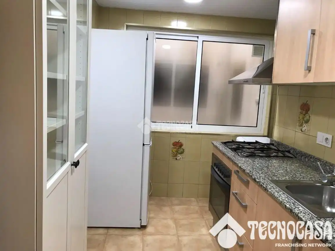 Appartamento con terrazza in vendita a Centre, imagen 3