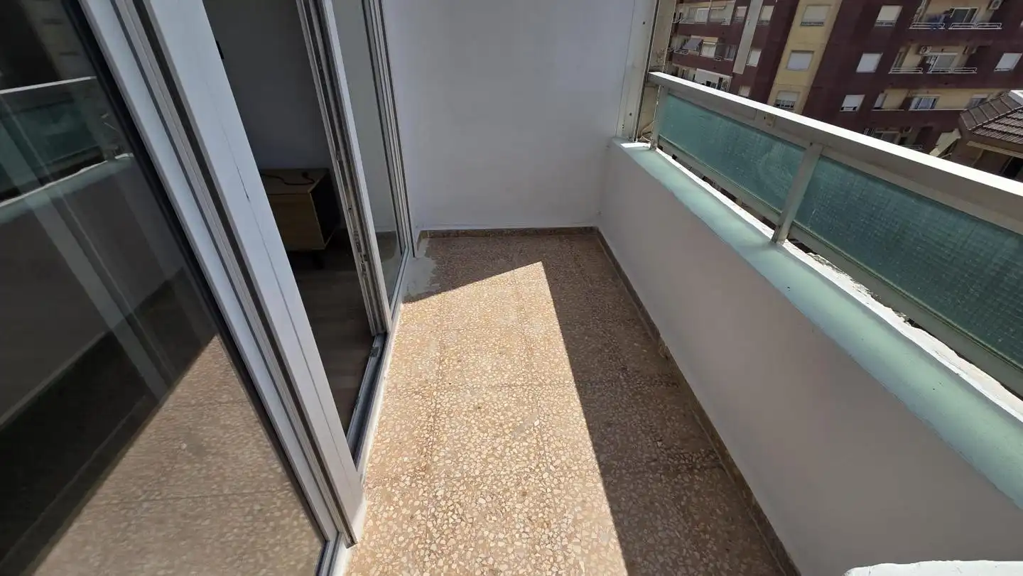 Terrasse von Wohnung zur Miete in Gandia mit Klimaanlage, Terrasse und Möbliert