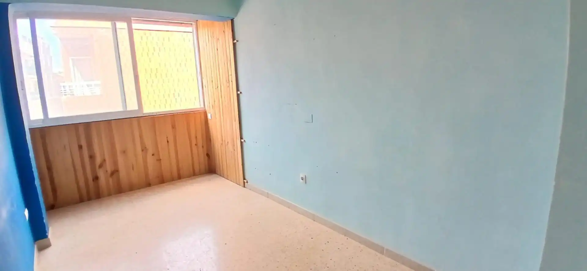 Dormitori de Pis en venda en Rafelbuñol / Rafelbunyol amb Terrassa i Balcó