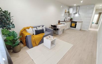Sala d'estar de Pis en venda en Terrassa amb Terrassa