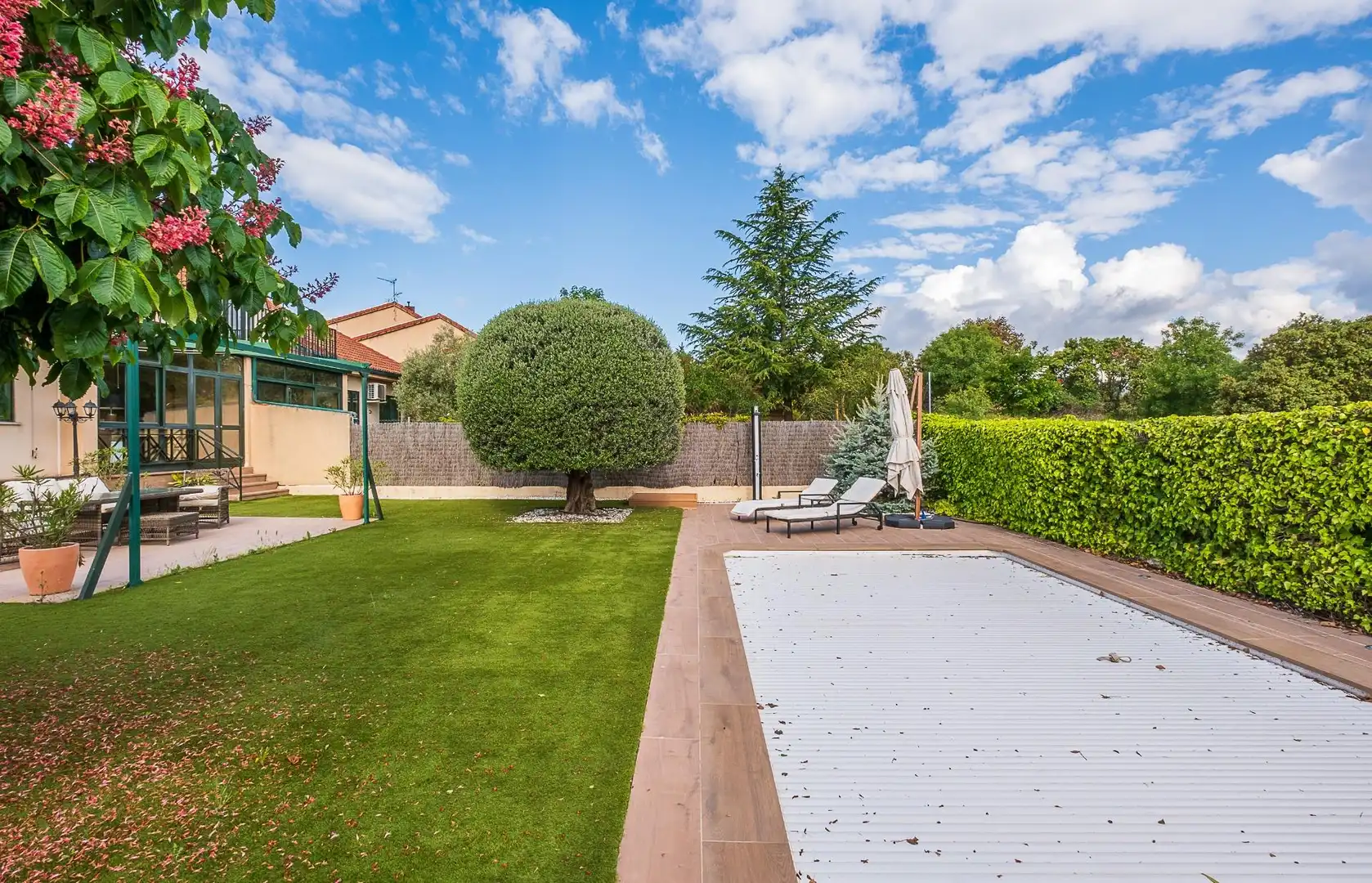 Jardín de Casa adosada en venta en Guadarrama con Aire acondicionado, Calefacción y Piscina