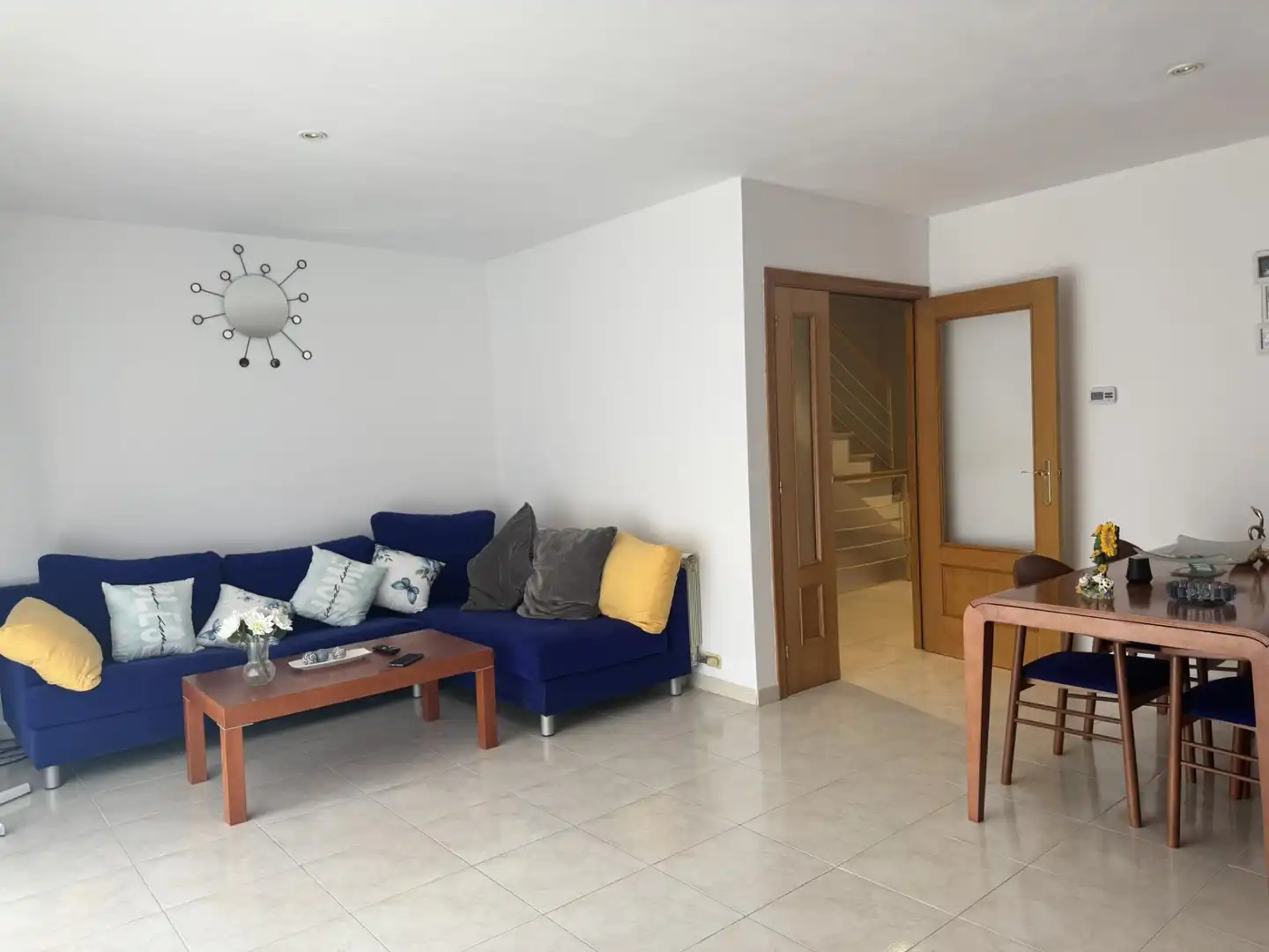 Wohnzimmer von Einfamilien-Reihenhaus zum Verkauf in Guissona mit Heizung, Privatgarten und Ofen