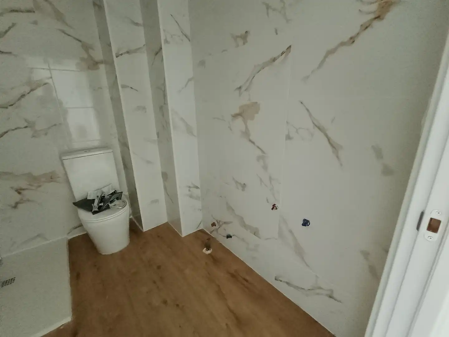 Badezimmer von Wohnungen zum Verkauf in Galbárruli mit Terrasse