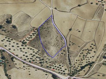 Grundstücke und Bauplätze zum Verkauf in Camino Hondo Navalcarnero