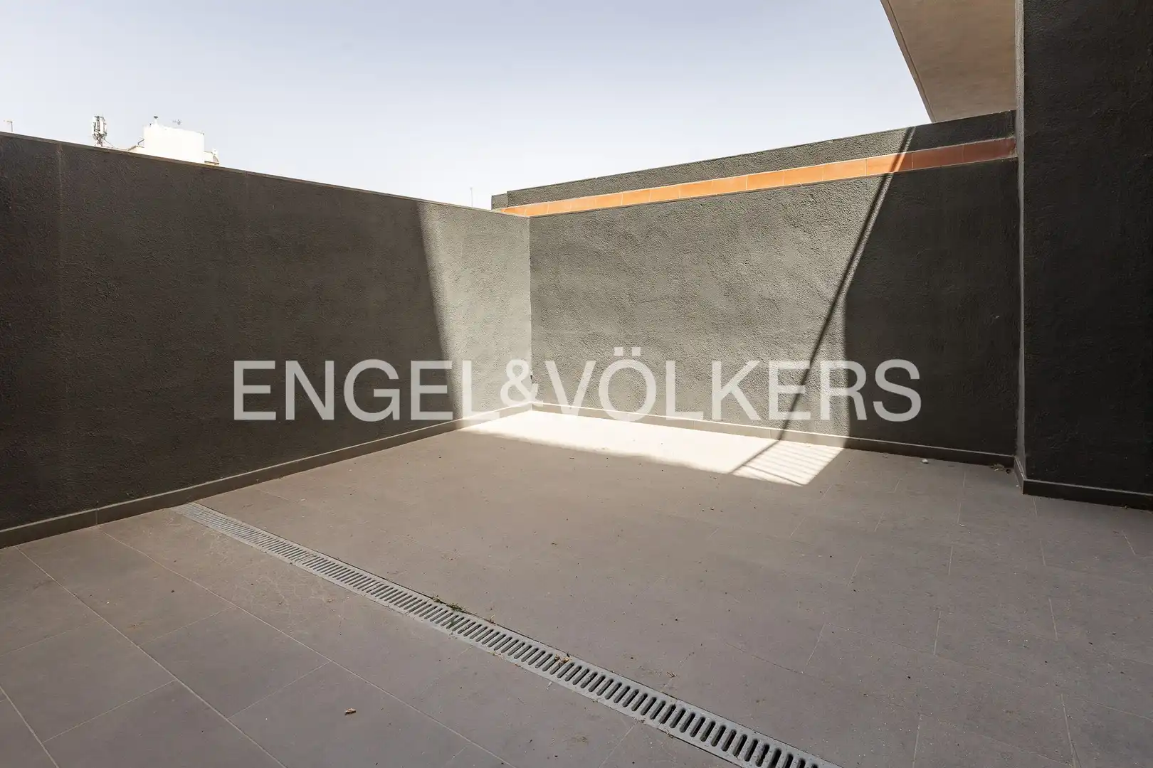 Terrace of Ground floor for rent in Badalona  with Heating, Parquet flooring and Terrace