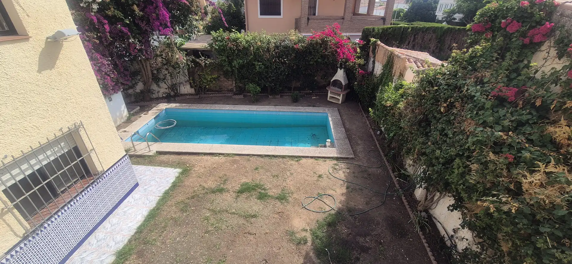 Swimming pool of Detached homes for sale in Benalmádena  with Storage room, Swimming Pool and Balcony