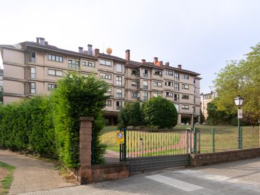 Haus mit Garten zum Verkauf in Calle del Naranjo de Bulnes