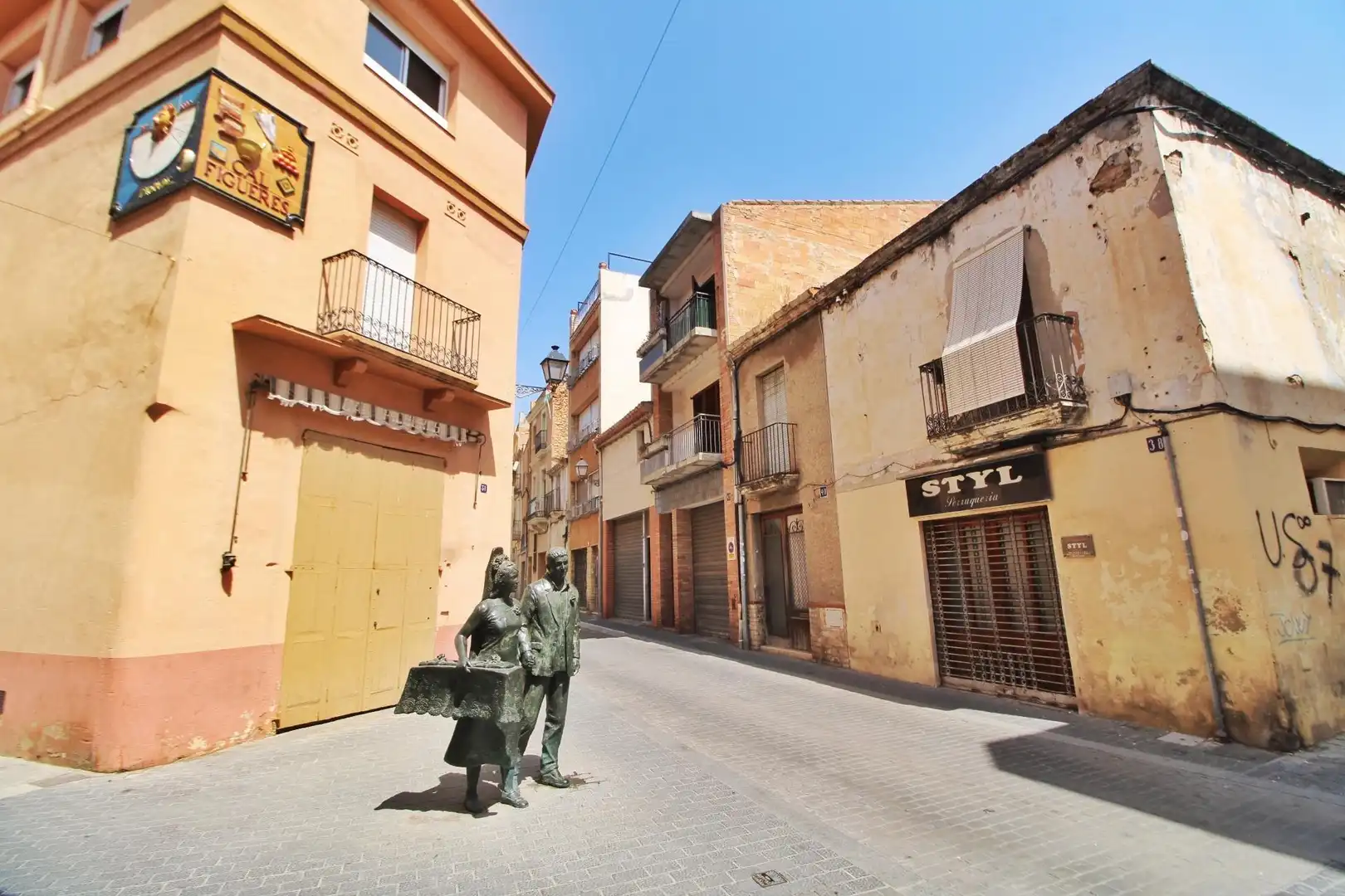 Vista exterior de Pis en venda en El Vendrell amb Terrassa i Balcó
