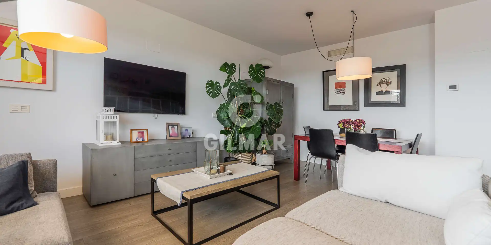 Living room of Duplexes for sale in Madrid  with Heating, Private garden and Storage room