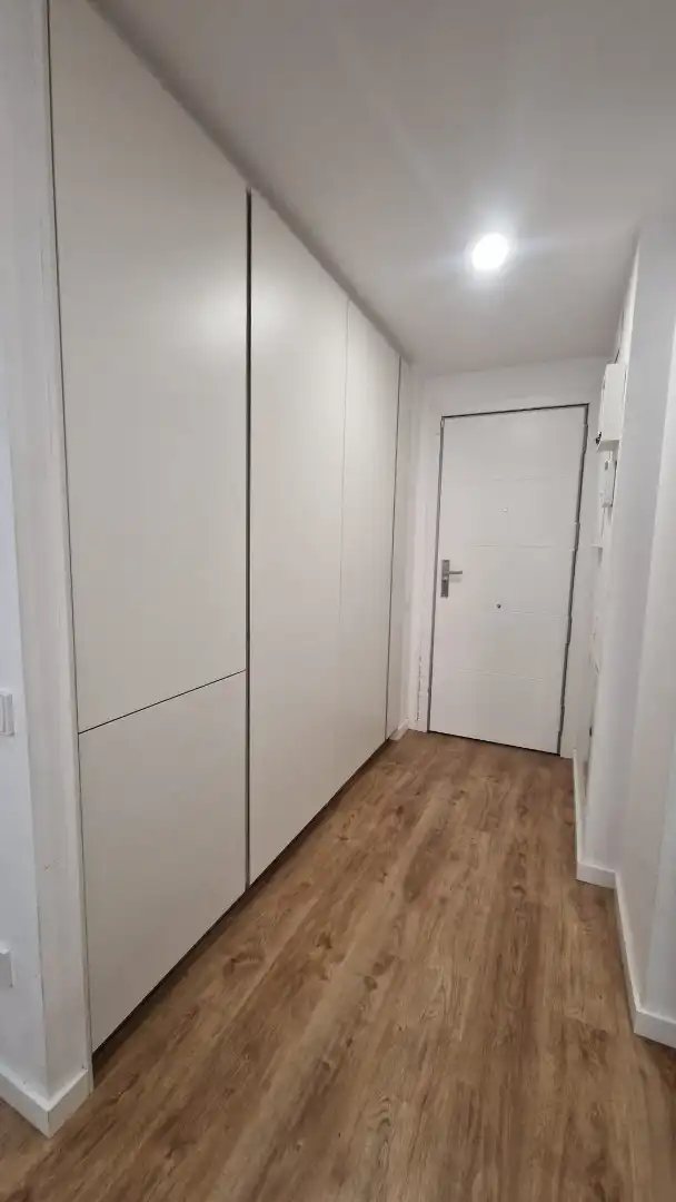 Wohnung zum Verkauf in Sant Boi de Llobregat mit Klimaanlage, Heizung und Abstellraum