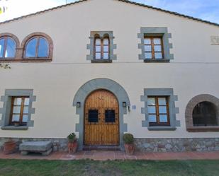 Vista exterior de Casa o xalet en venda en Sant Vicenç de Montalt amb Calefacció, Jardí privat i Terrassa