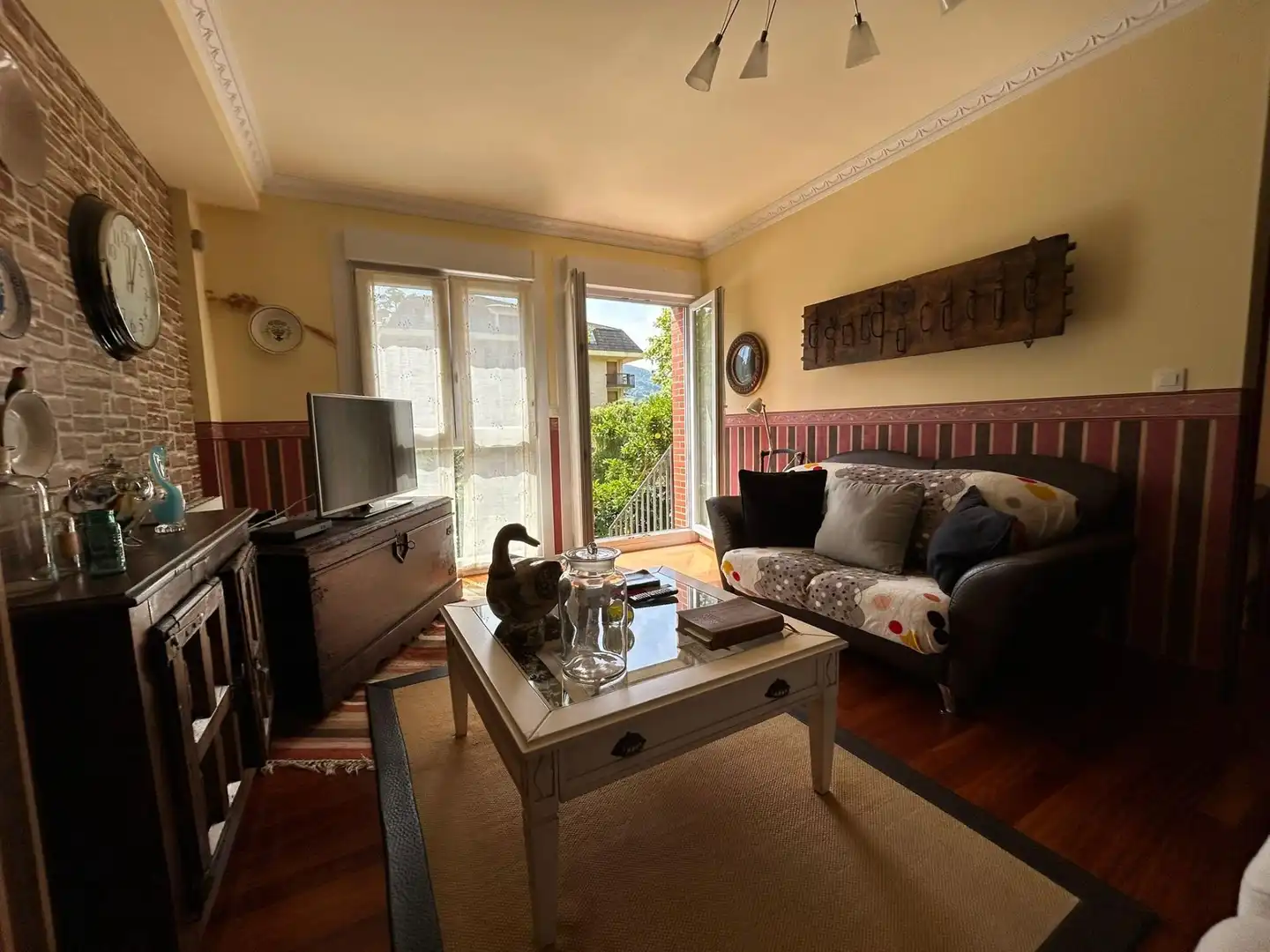 Sala de estar de Casa adosada en venta en Artziniega con Calefacción, Jardín privado y Terraza