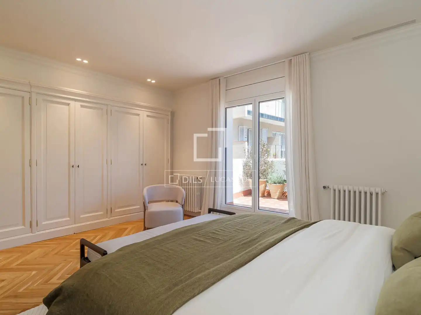 Habitación de Ático en venta en Barcelona con Aire acondicionado, Calefacción y Terraza