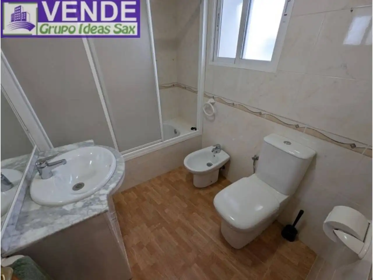 Baño de Casa adosada en venta en Sax con Terraza