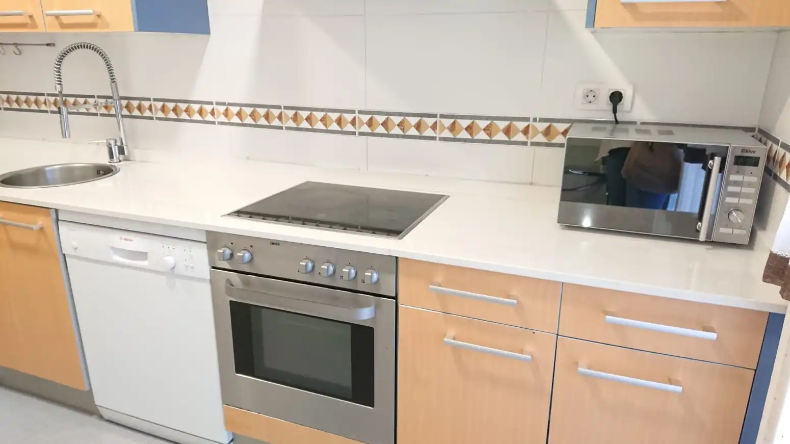 Kitchen of Flat for sale in Lardero  with Heating, Terrace and Swimming Pool