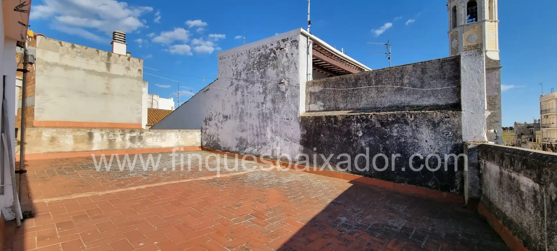 Casa adosada en venda a El Castell de Cubelles