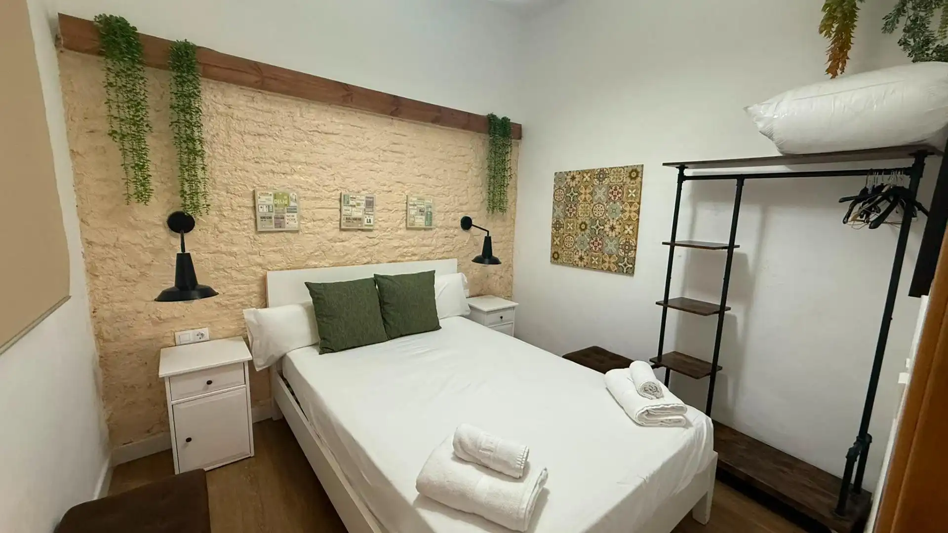 Habitación de Apartamento en venta en Sevilla con Aire acondicionado, Calefacción y Trastero