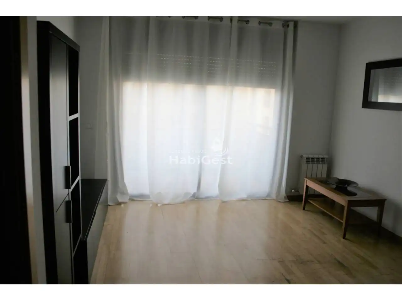 Schlafzimmer von Wohnung zum Verkauf in Girona mit Heizung, Möbliert und Balkon