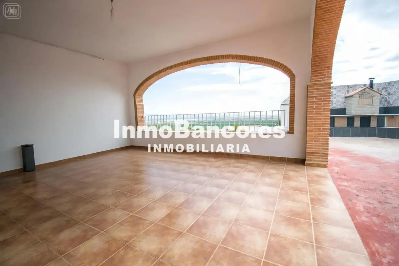 Casa o chalet en venta en Chiva con Jardín privado, Parquet y Terraza
