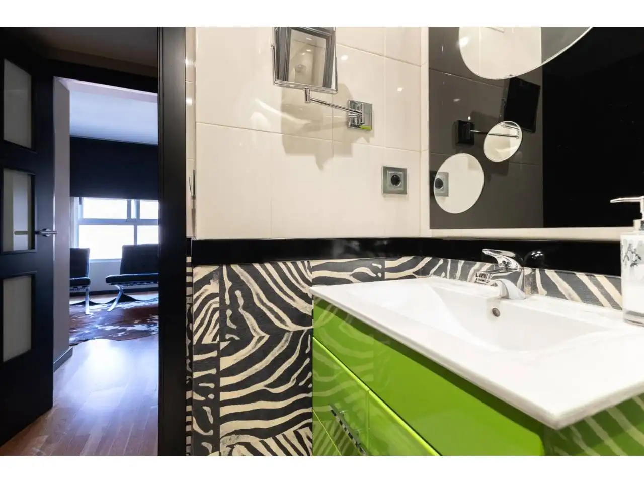 Badezimmer von Wohnung zum Verkauf in Valencia mit Klimaanlage, Heizung und Parkett