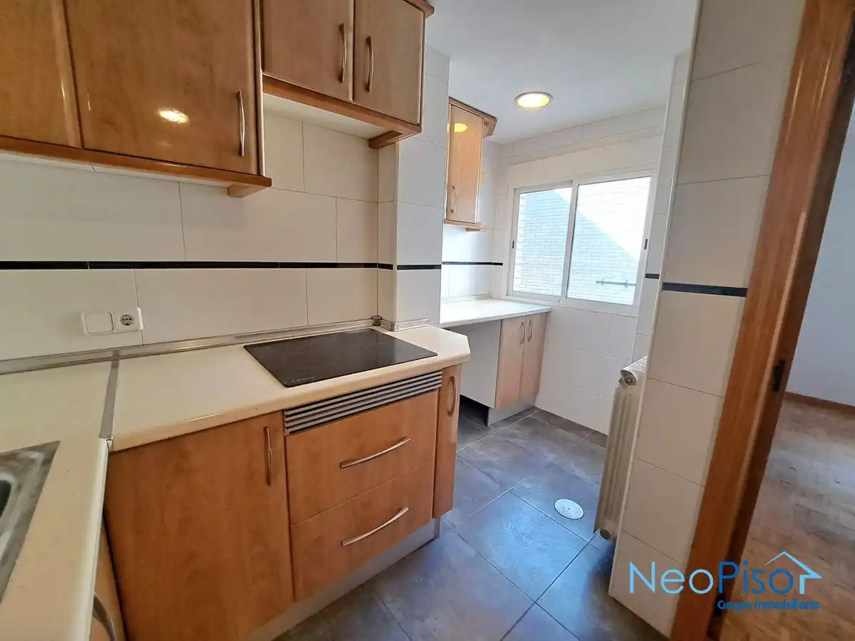 Cocina de Piso en venta en Alcorcón con Piscina comunitaria