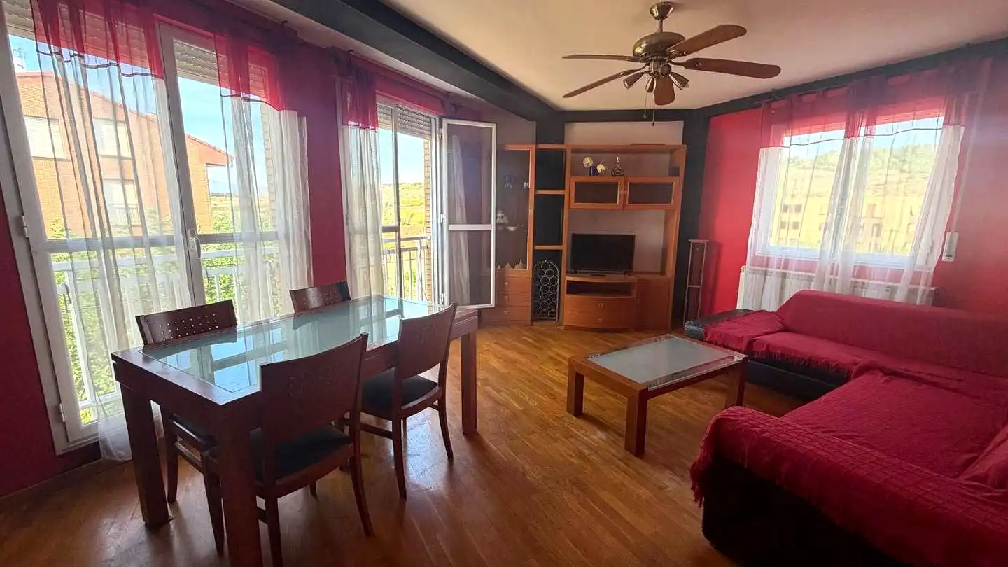 Living room of Flat for sale in Fuenmayor, La Rioja