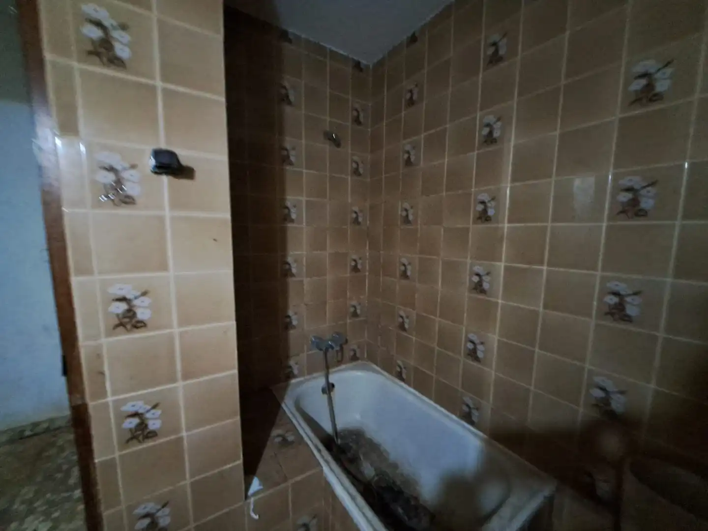 Bathroom of Houses for sale in Sevilla