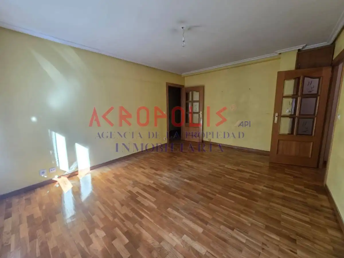 Wohnung zur Miete in Casco Antiguo