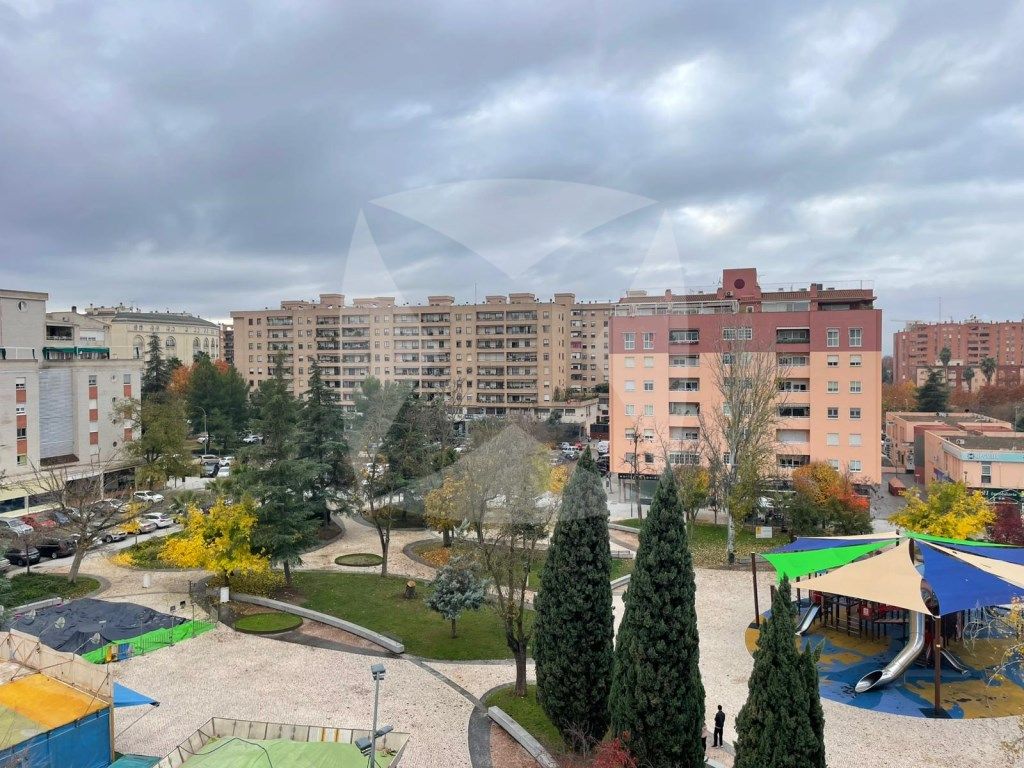 Exterior view of Flat to rent in Badajoz Capital  with Terrace, Swimming Pool and Oven