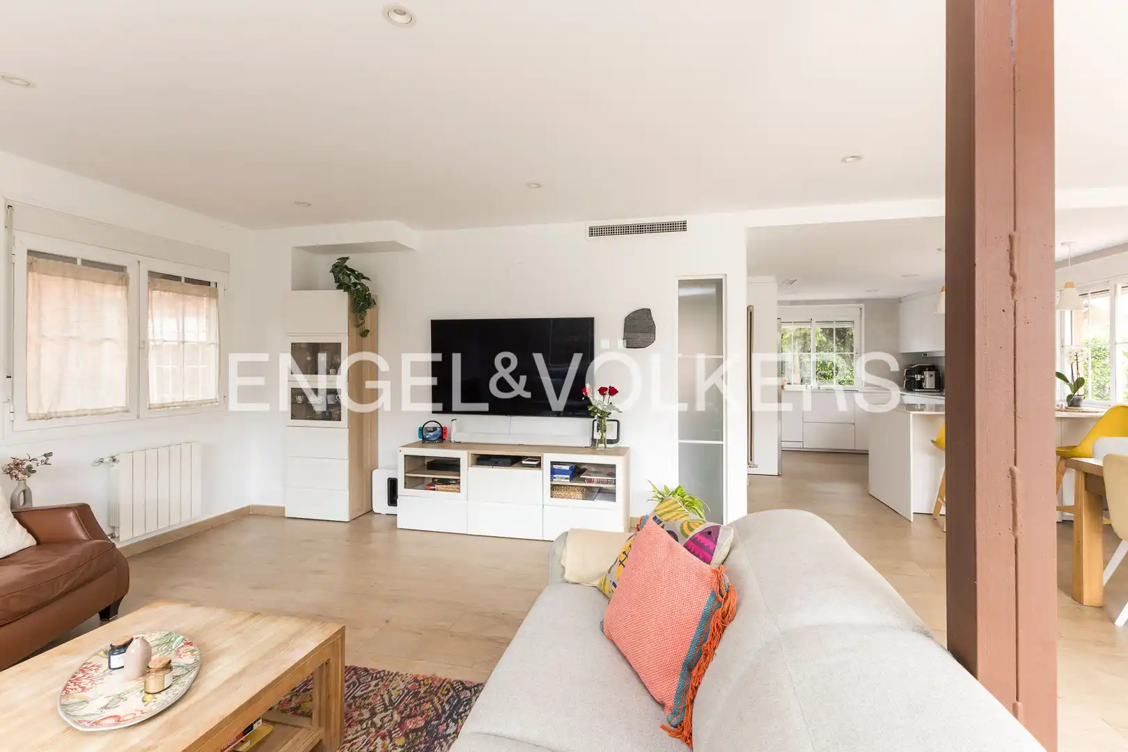 Sala de estar de Casa o chalet en venta en Rivas-Vaciamadrid con Aire acondicionado, Calefacción y Jardín privado