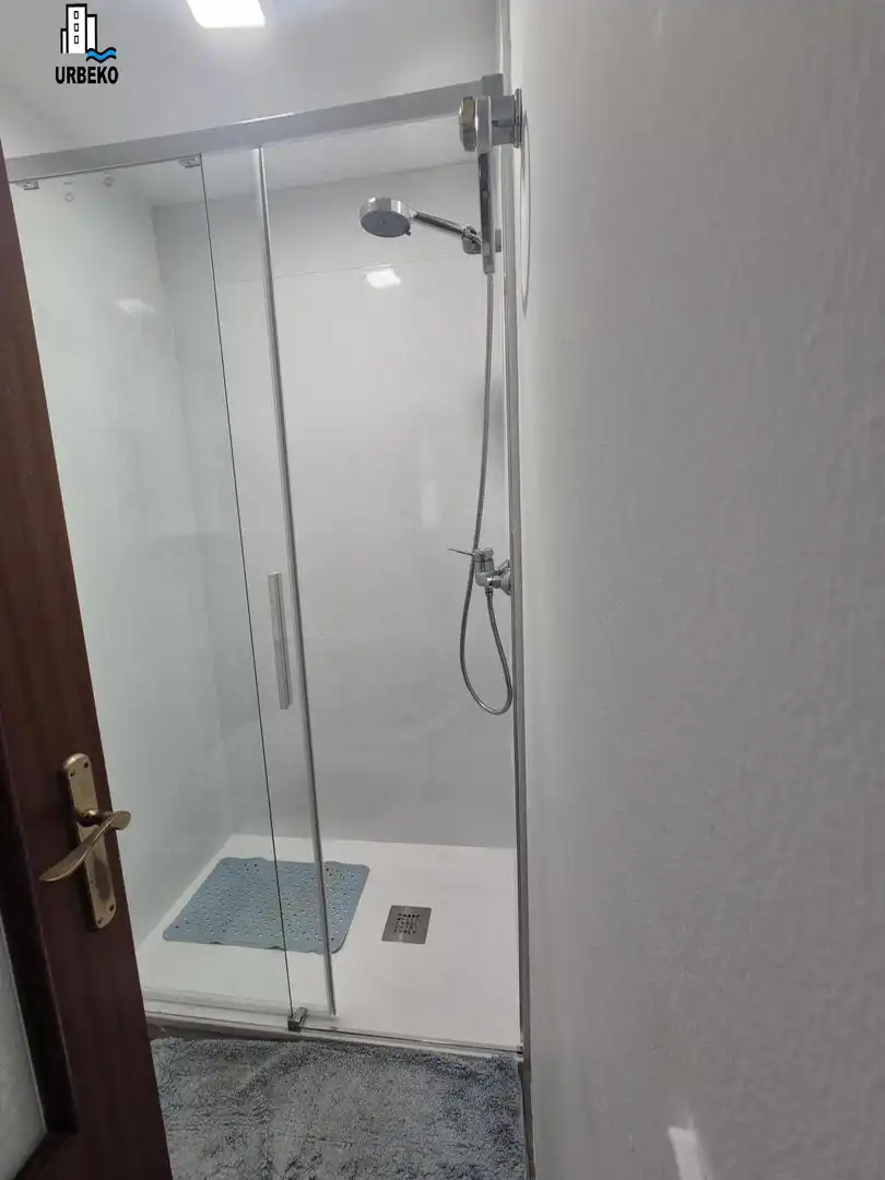 Wohnung zur Miete in Os Mallos, imagen 5